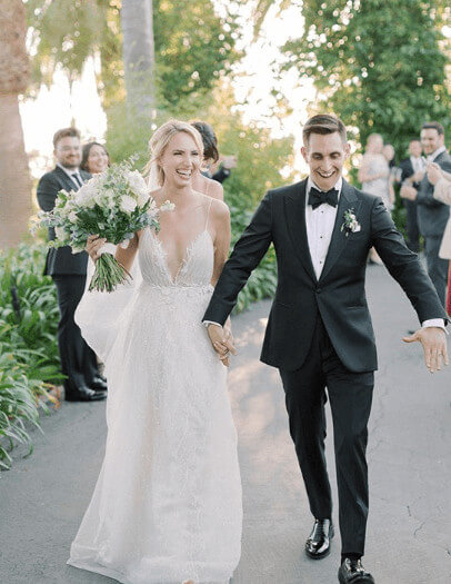 Molly McCook Blissful Married Life With Handsome Husband. Net Worth ...