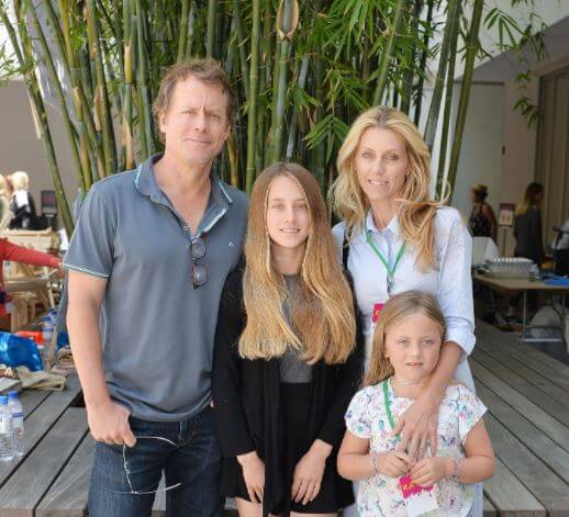 Kate Grace Kinnear 11 Years Old Greg Kinnear And Helen Labdon Daughter Vergewiki