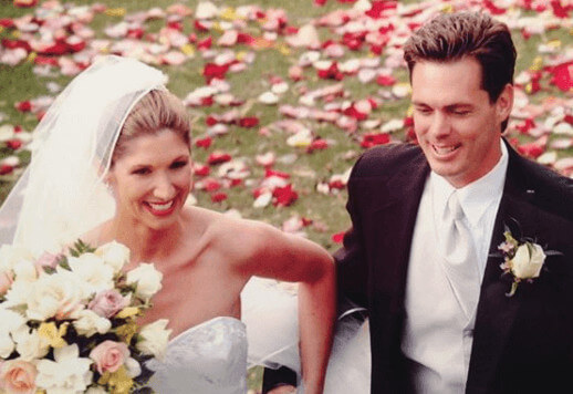 Amy Kaufeldt mit Ehemann bei der Hochzeit