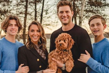 Danielle Kirlin – Meet Stunning Wife Of Ryan McPartlin | VergeWiki